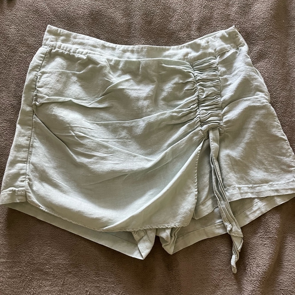 Zara LIGHT MINT skort